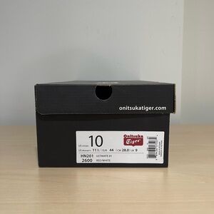 Onitsuka Tiger Black Shoe Box